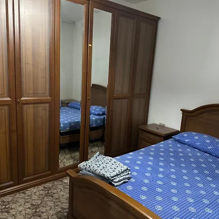 Sara's * Vlorë