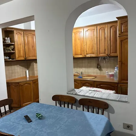 Sara's Lejlighed Vlorë